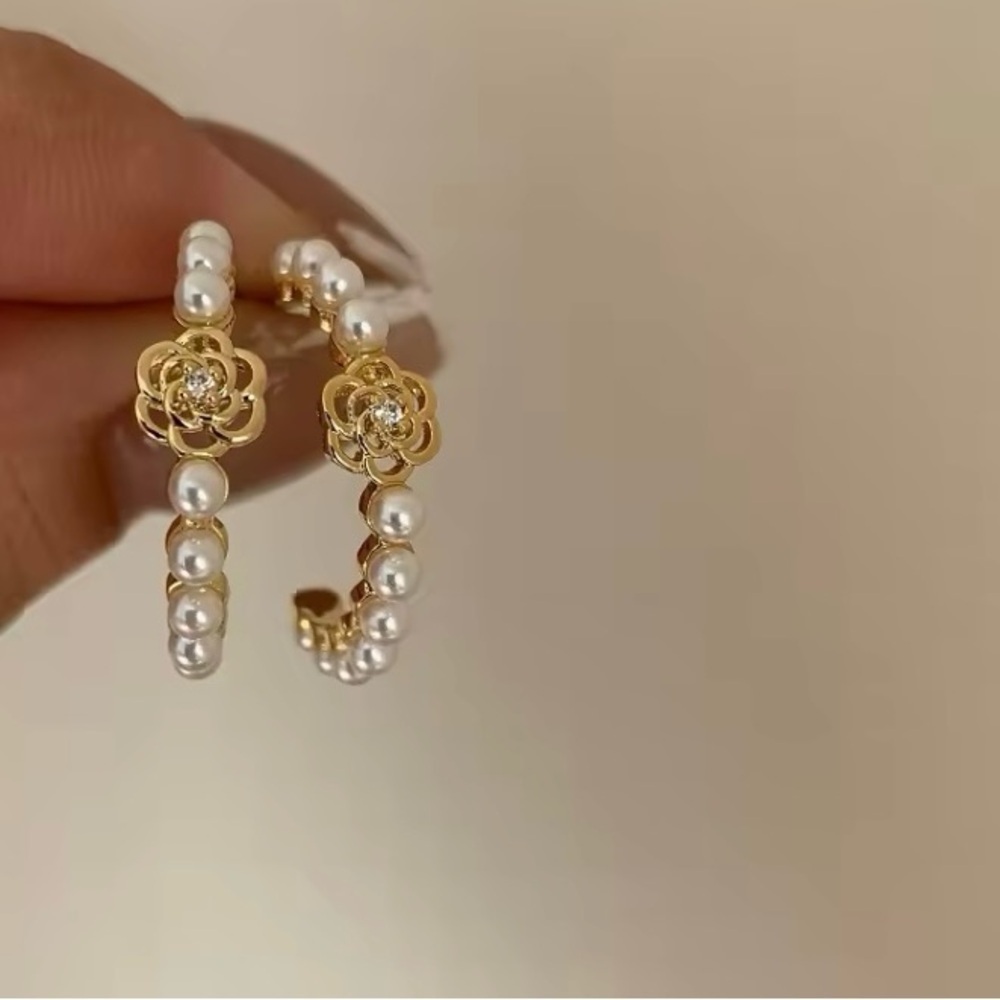 Gorgeous Pearl Camellia Mini Hoops